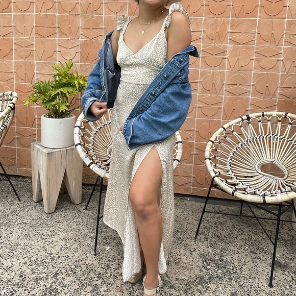 Floral Printed Maxi Dress - Picture 7 of 7